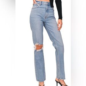 NWT! Abercrombie & Fitch Ultra High Rise 90s Straight Jeans